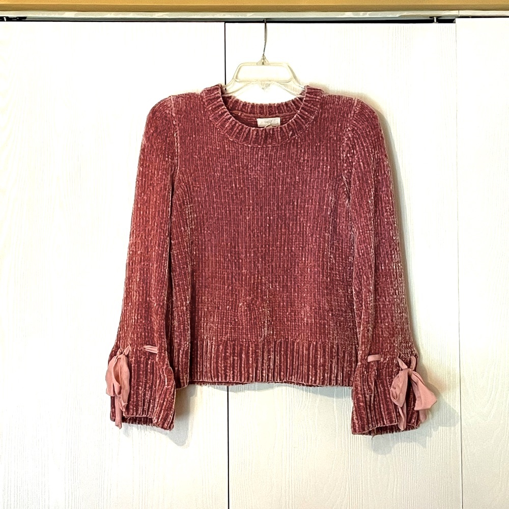 Medium plush dusty rose sweater with ribbon tie sleeves
